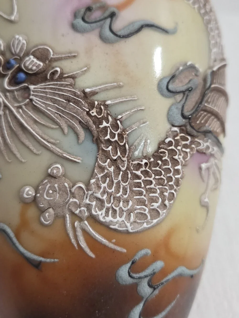Vtg Japanese Moriage Porcelain Pocket Vase